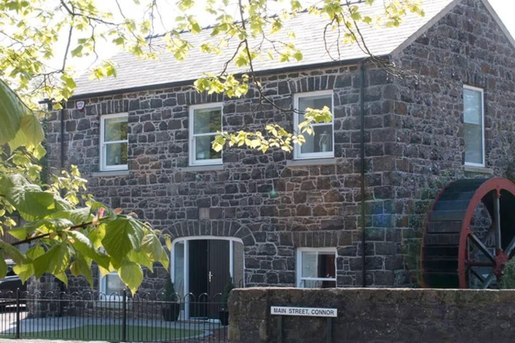 Stone Flax Mill Villa Connor Eksteriør billede